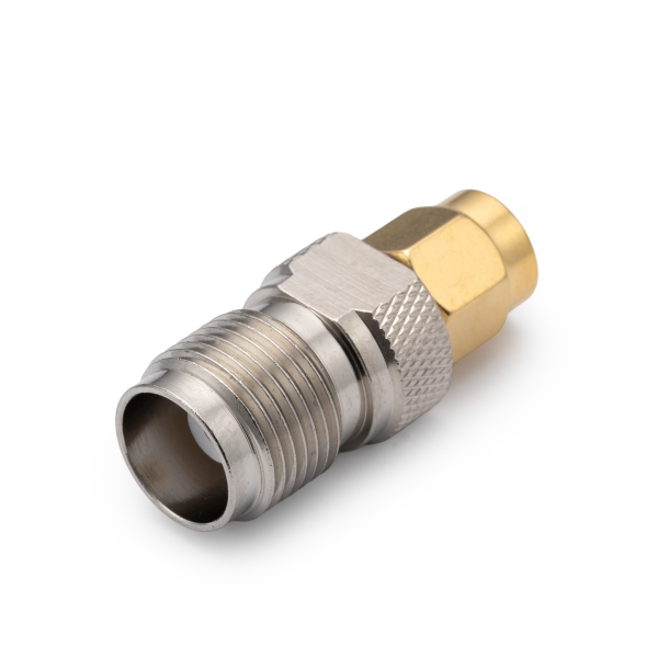 ST-312, переходник SMA штекер - TNC гнездо